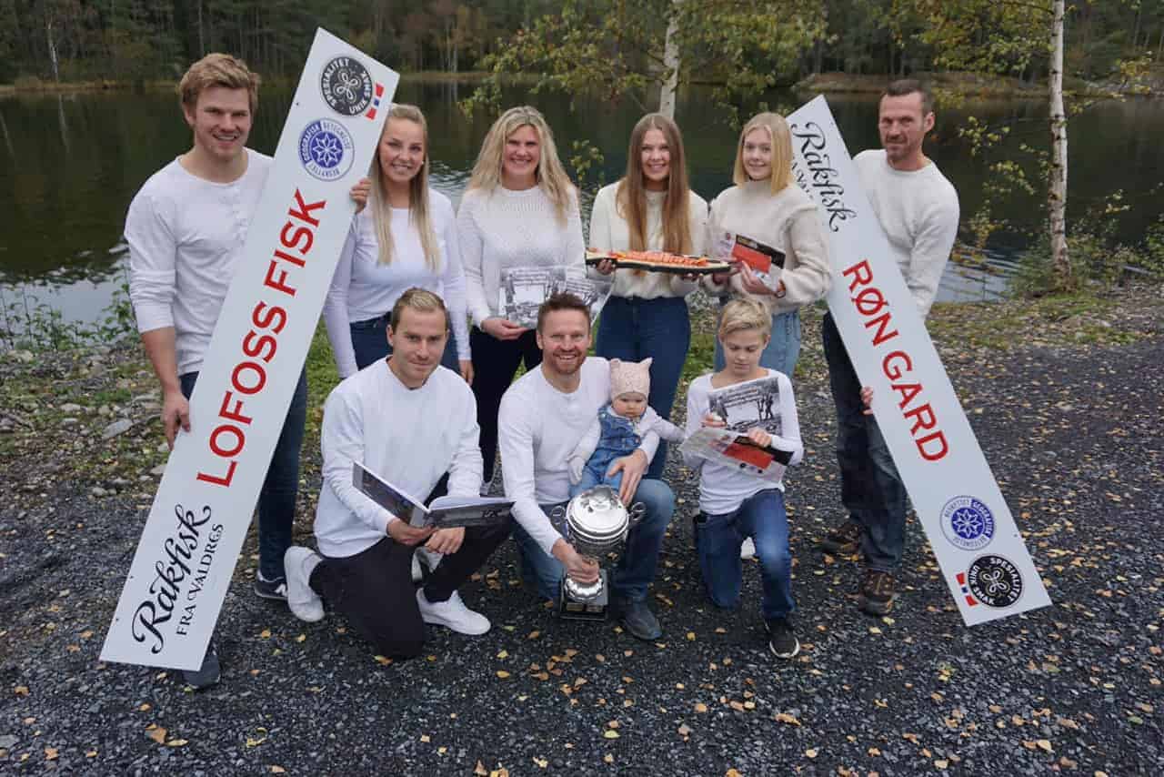 Familien bak Røn Gard og Lofoss Fisk med priser for årets rakfisk